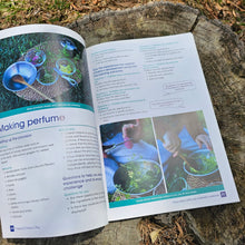 Load image into Gallery viewer, Engaging Children in Play by Nicola Scade and Nicole Halton